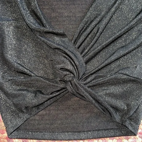 PRIVY BLACK GOLD GLITTER TWIST FRONT LONG SLEEVE CROP BLOUSE - Picture 2 of 5